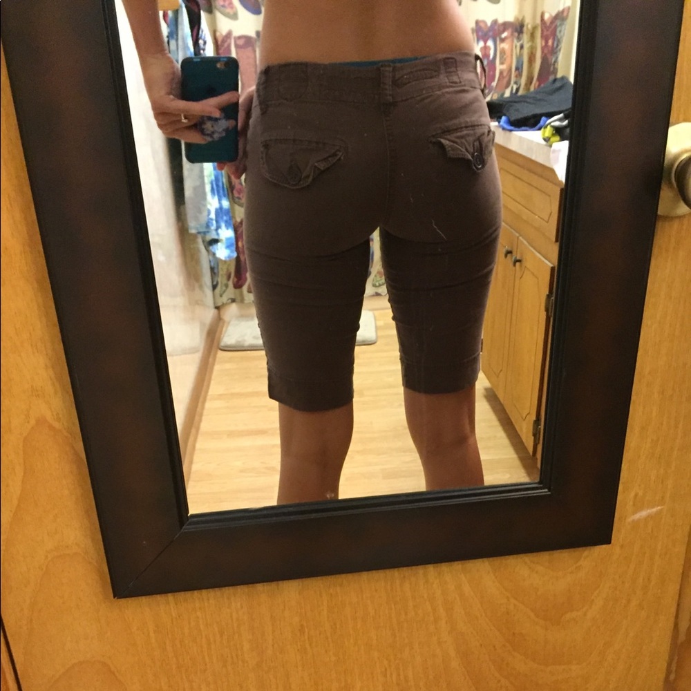 Shorts - Picture 2 of 4